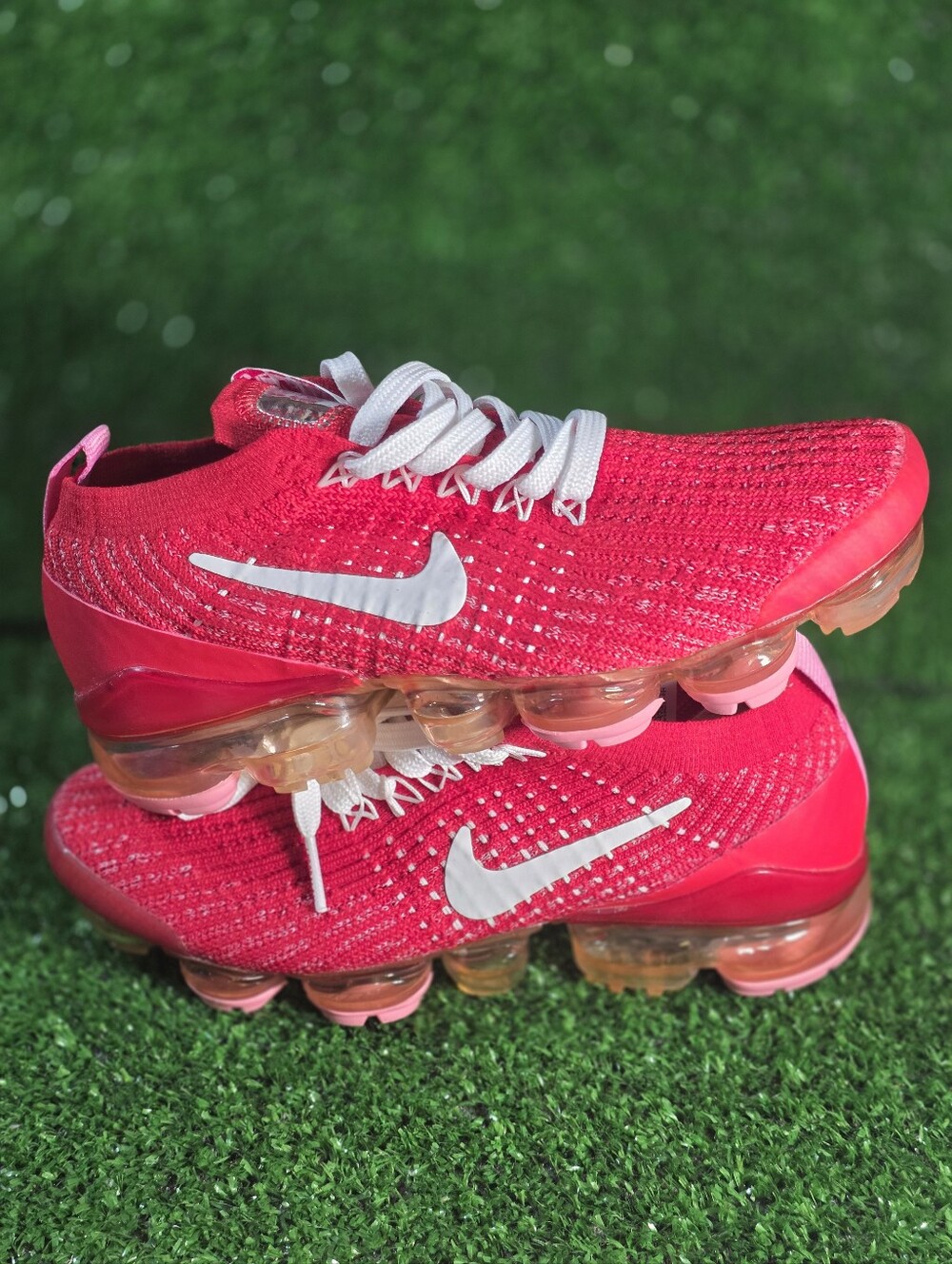 Nike Track Red White Women 5.5 Vapormax Brand New In Box